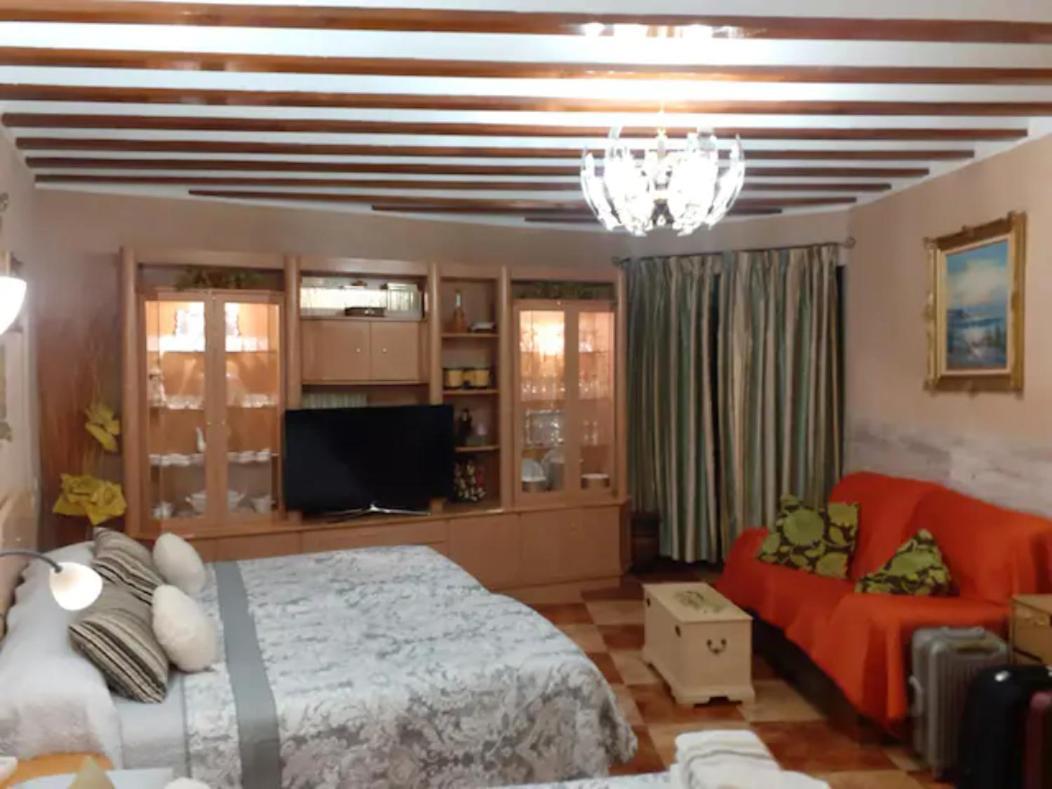 Habitacion En Ocana Exterior foto