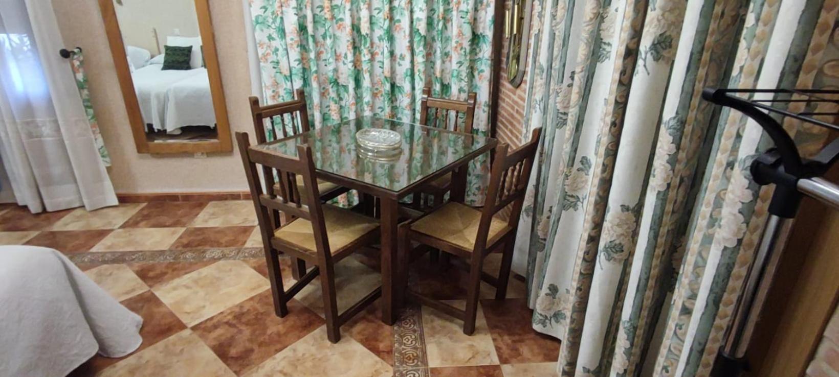 Habitacion En Ocana Cameră foto